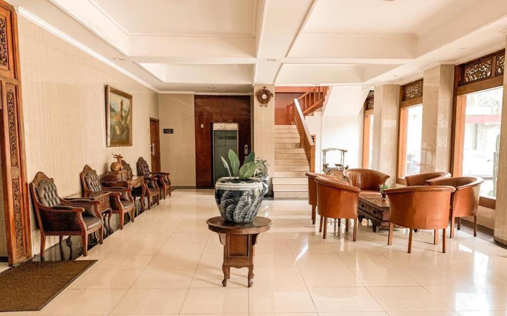 Rizen Padjadjaran Hotel Bogor Bagian luar foto